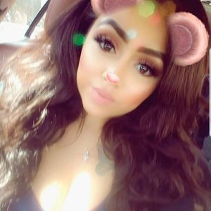 Meet your Posher, Elizabeth